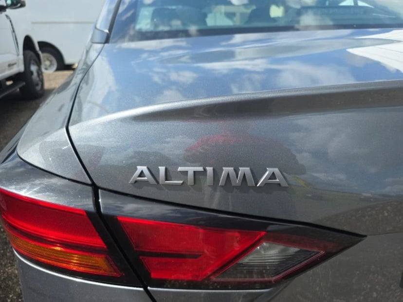 2024 Nissan Altima - Image 3