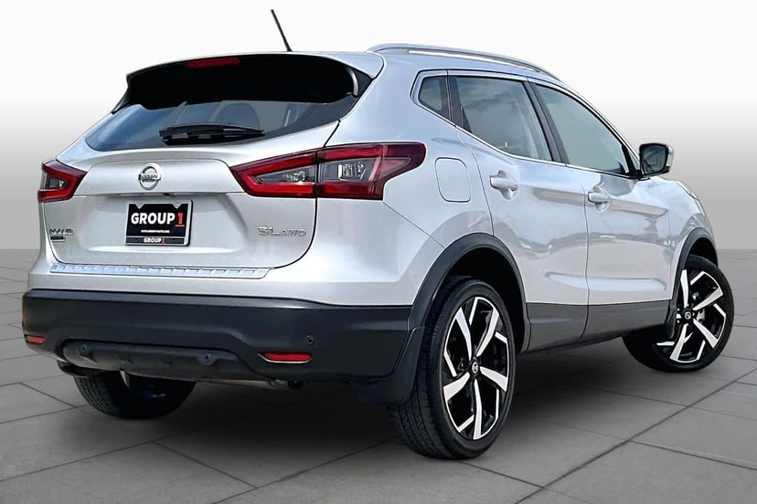 2022 Nissan Rogue Sport - Image 13