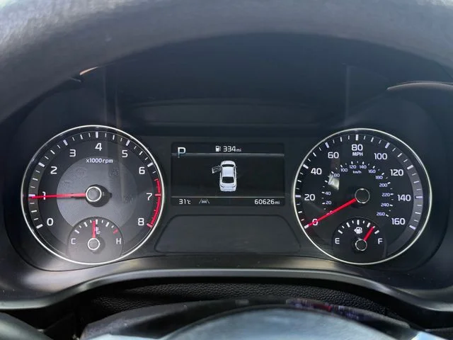 2023 Kia Forte - Image 13