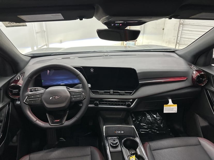 2025 Chevrolet Equinox - Image 19