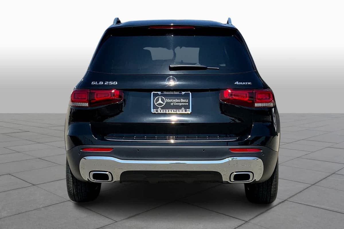 2020 Mercedes-Benz GLB 250 - Image 4