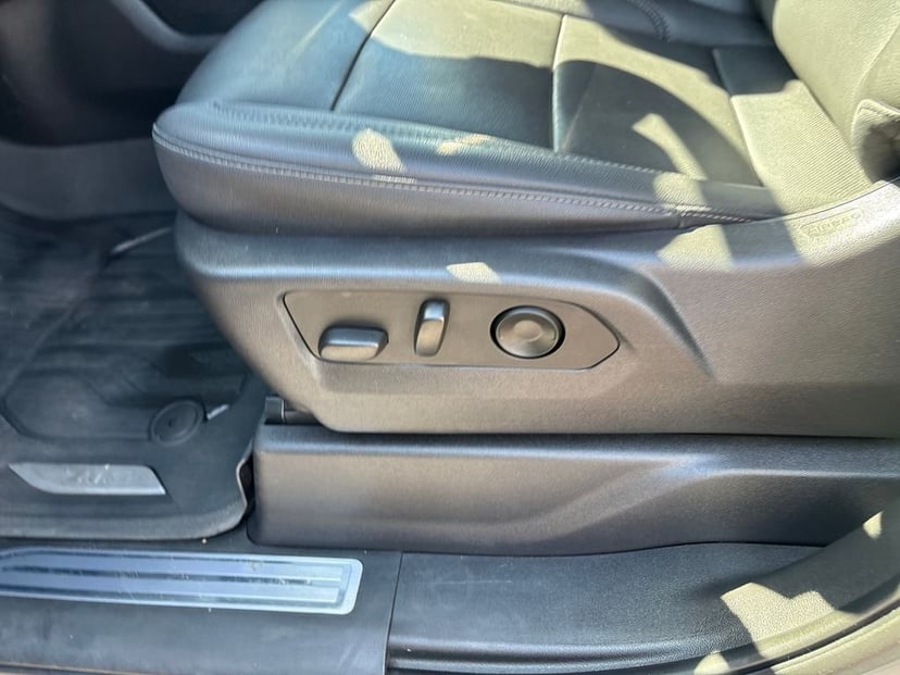 2023 GMC Sierra 1500 - Image 21