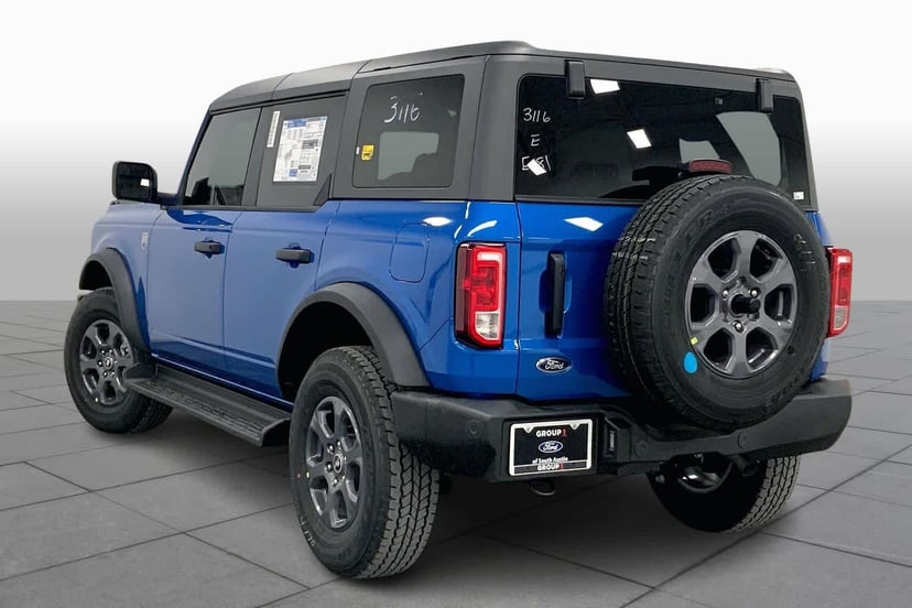 2025 Ford Bronco - Image 11