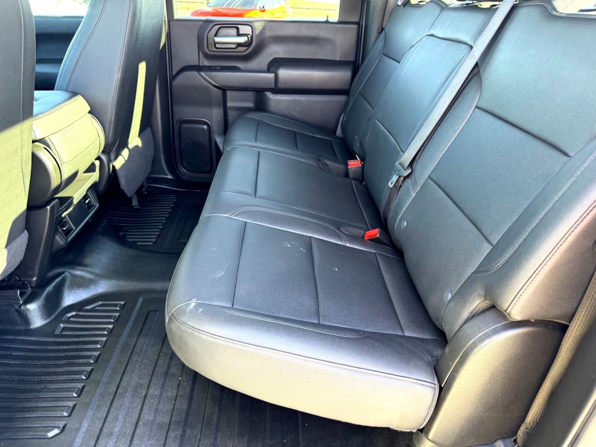 2024 GMC Sierra 2500Hd - Image 17