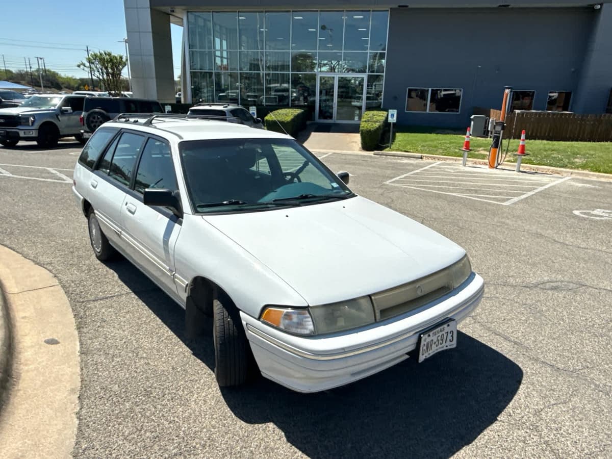 1994 Mercury Tracer - Image 3