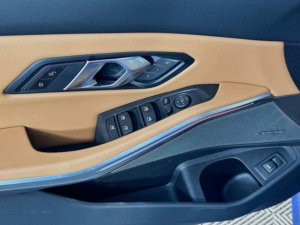 2026 BMW 3 Series - Image 20