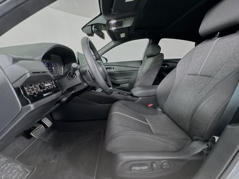 2025 Honda Accord Hybrid - Image 27