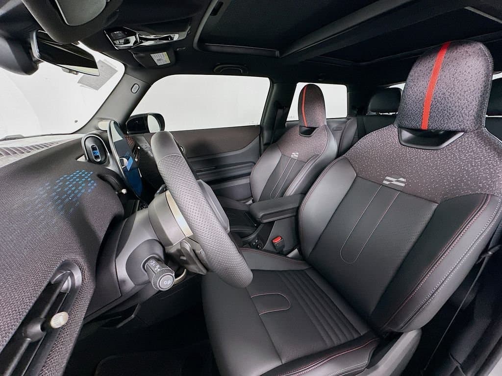 2026 MINI JCW - Image 17