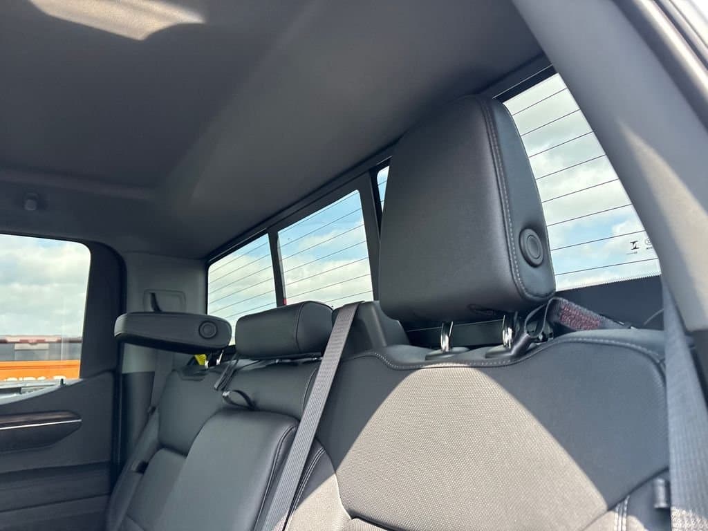 2024 GMC Sierra 1500 - Image 26