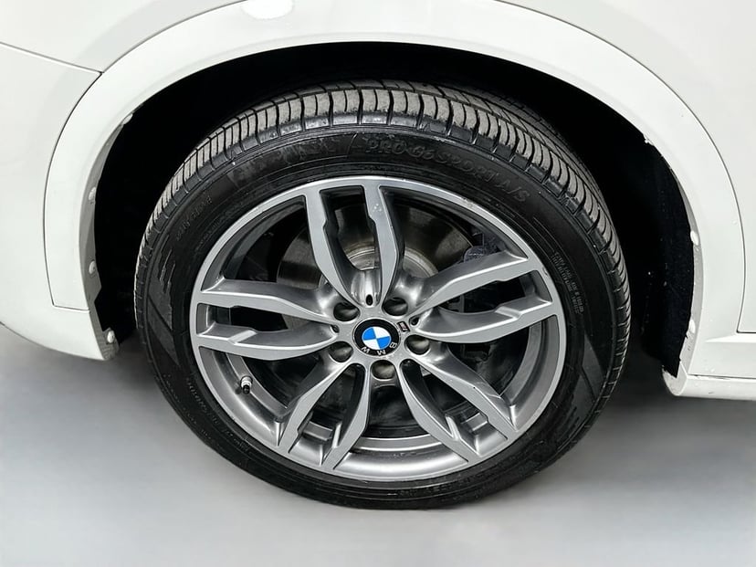 2016 BMW X3 - Image 32