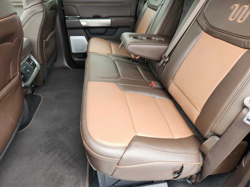 2025 Ford Super Duty F-250 Pickup - Image 30