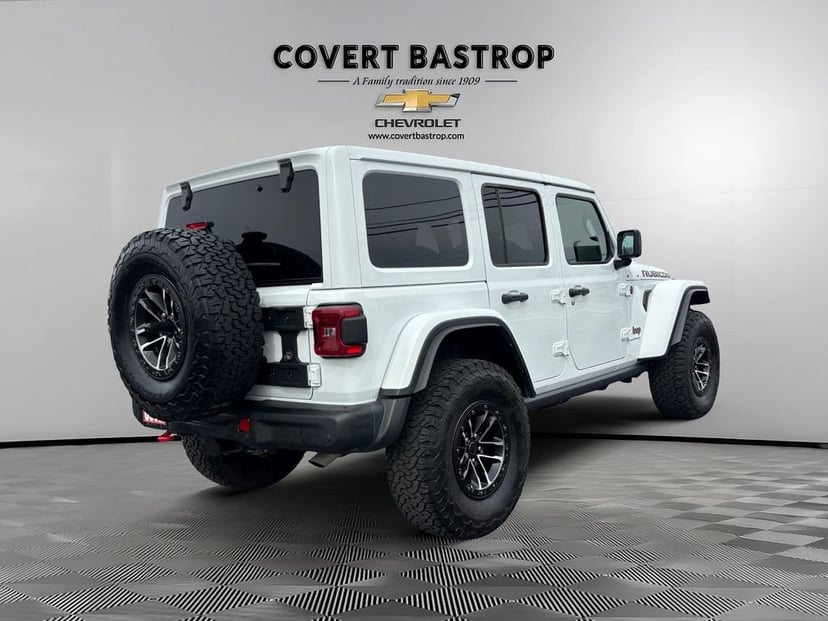 2024 Jeep Wrangler - Image 6