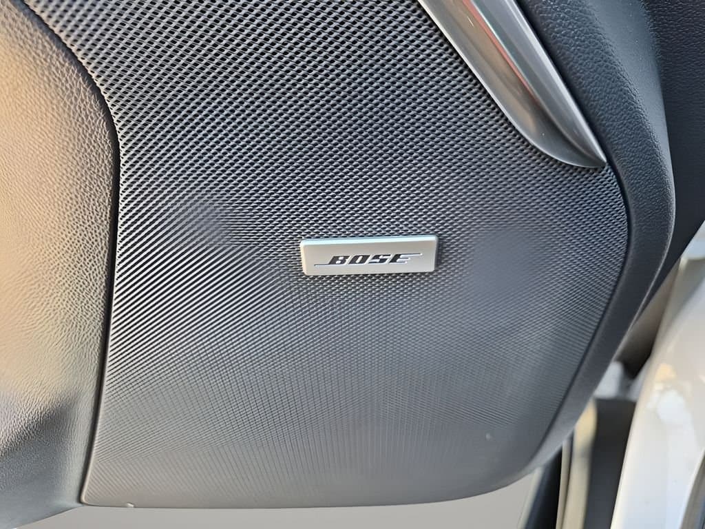 2022 GMC Yukon - Image 29