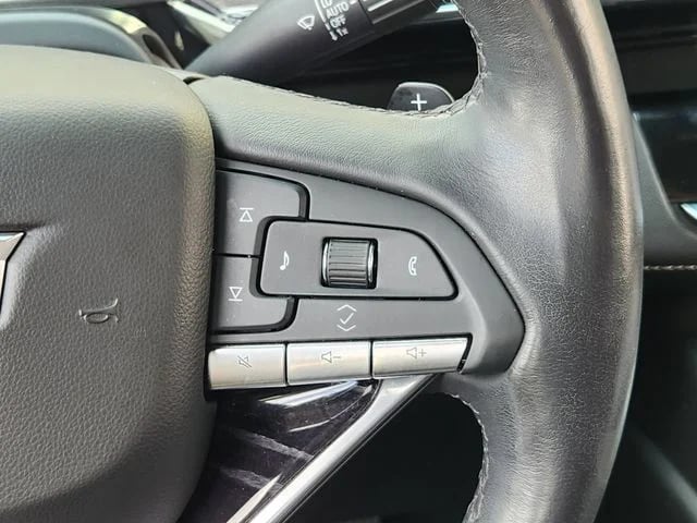 2021 Cadillac Escalade - Image 28