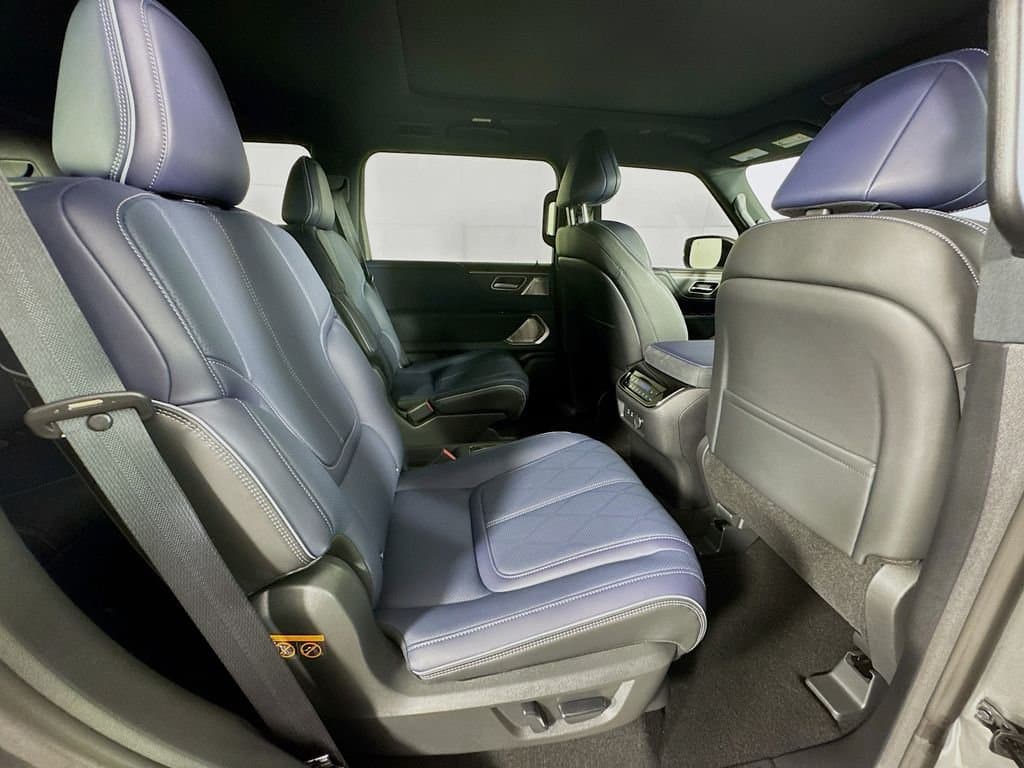 2026 INFINITI QX80 - Image 36
