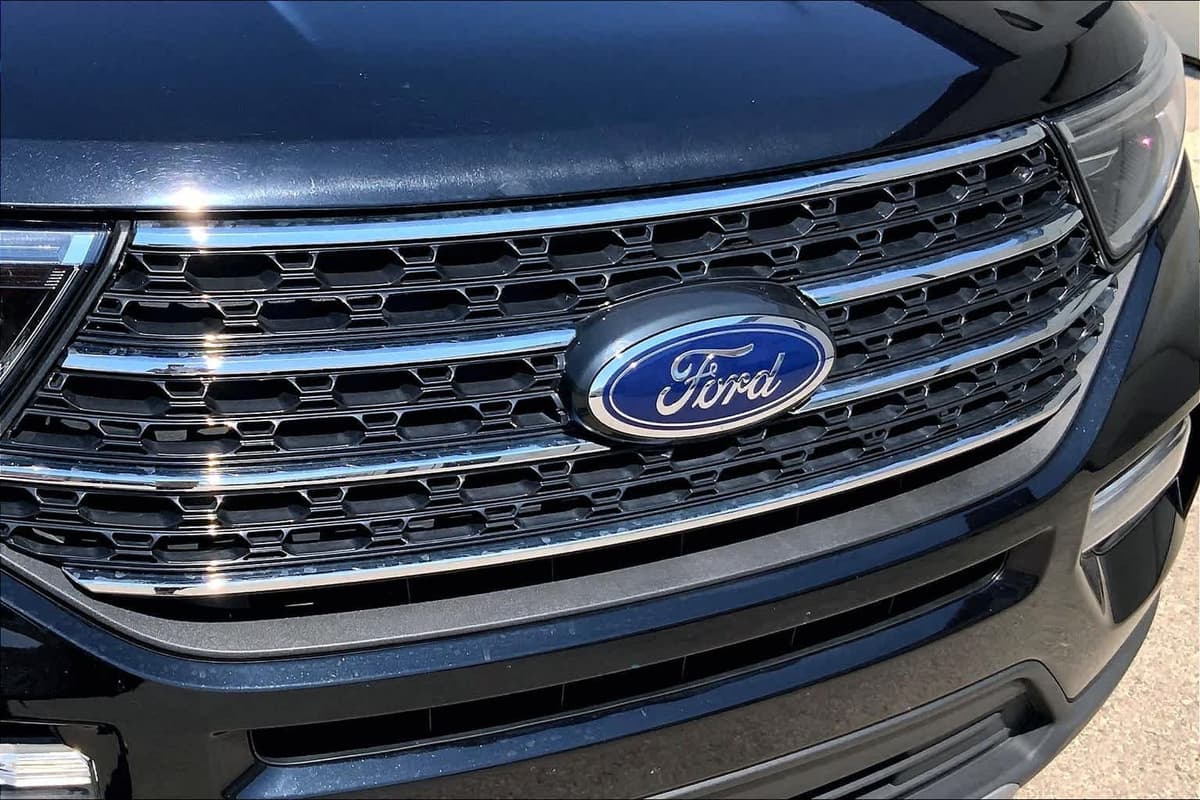 2023 Ford Explorer - Image 28