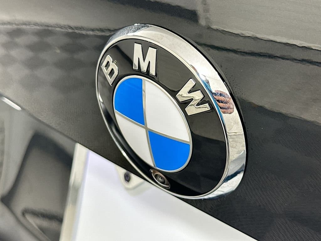 2026 BMW i4 - Image 22