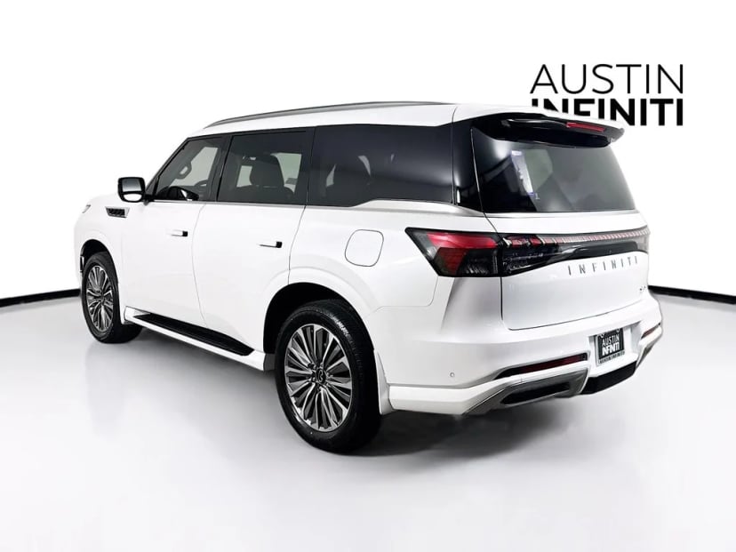 2026 INFINITI QX80 - Image 5