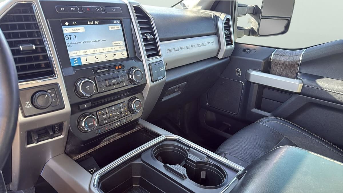 2018 Ford F-350SD - Image 20