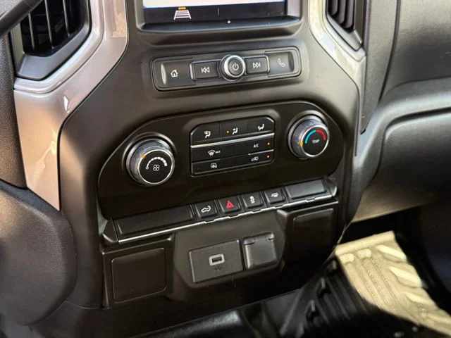 2020 Chevrolet Silverado 1500 - Image 19