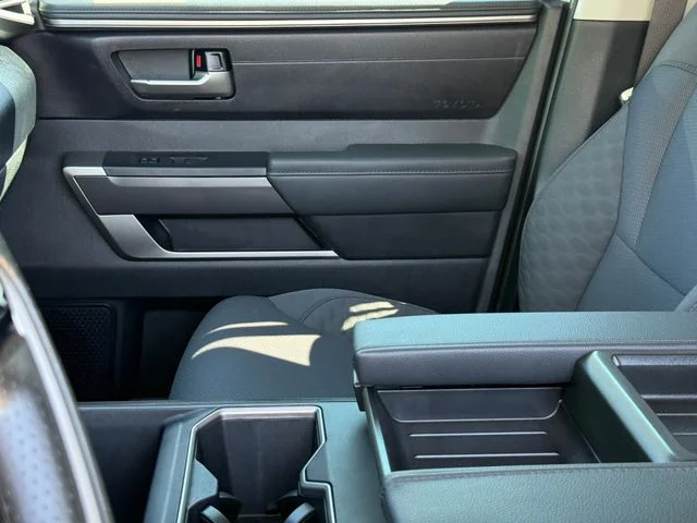 2024 Toyota Tundra - Image 9
