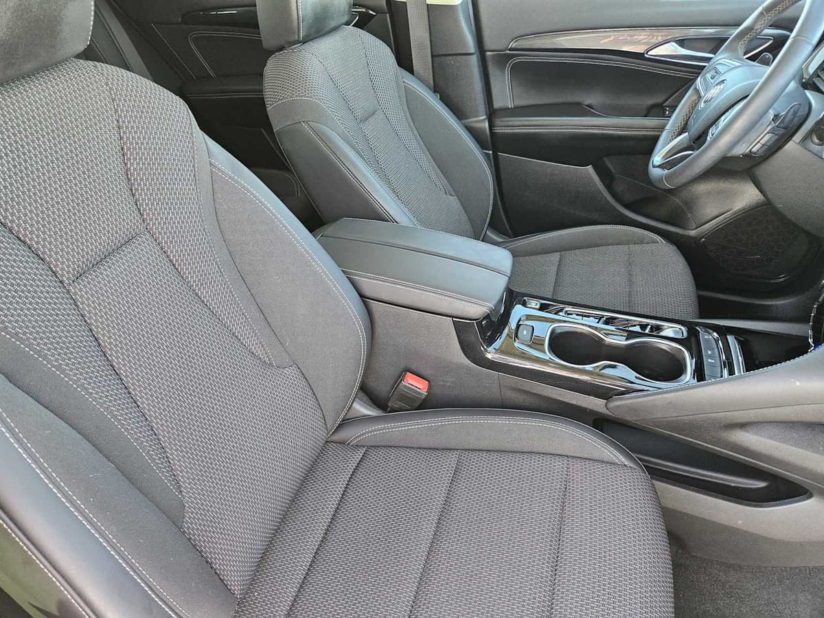 2022 Buick Envision - Image 12