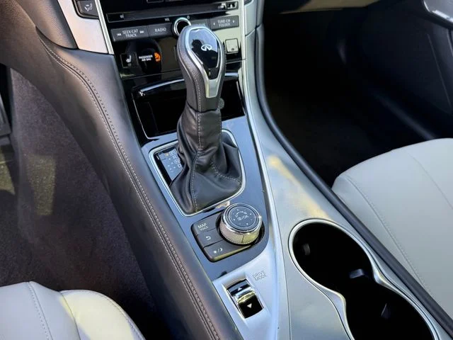 2019 INFINITI Q60 - Image 18
