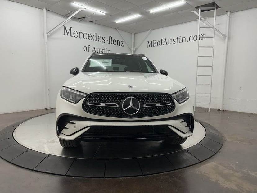 2026 Mercedes-Benz GLC - Image 2