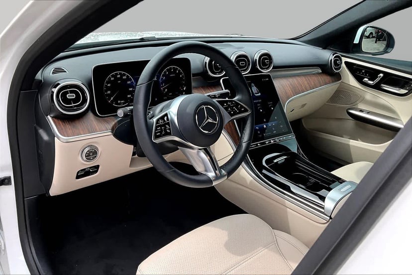 2026 Mercedes-Benz C 300 - Image 18