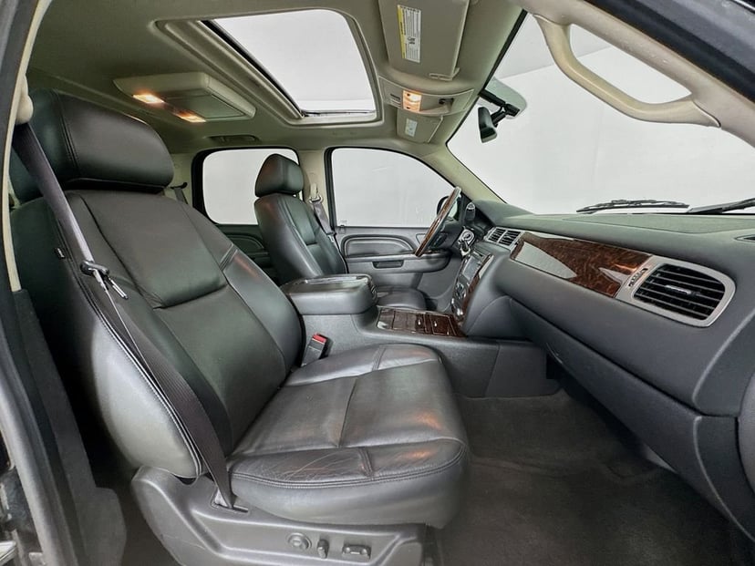 2012 GMC Yukon - Image 35