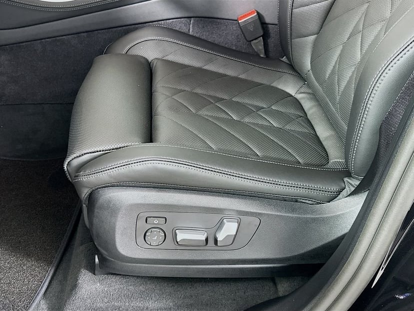 2026 BMW X5 - Image 21