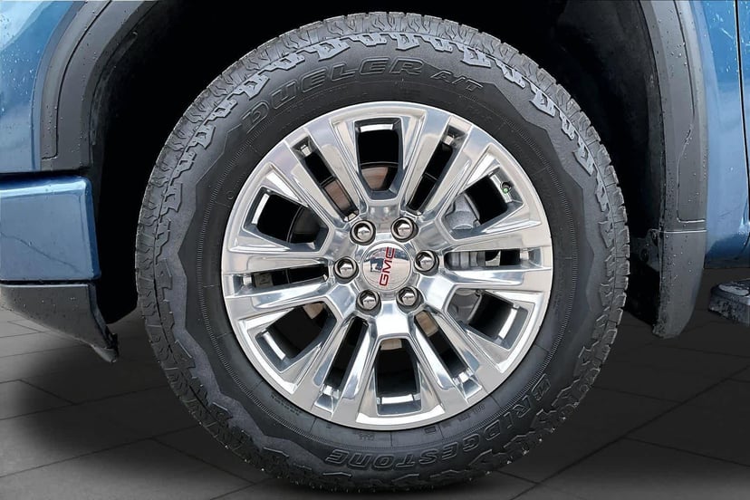 2024 GMC Sierra 1500 - Image 11
