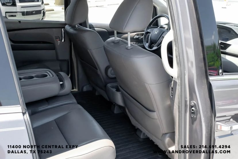 2017 Honda Odyssey - Image 35