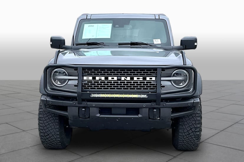 2023 Ford Bronco - Image 3