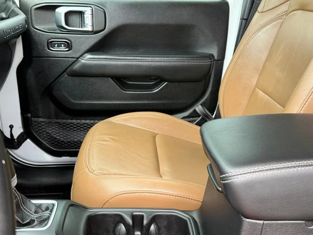 2020 Jeep Wrangler - Image 9