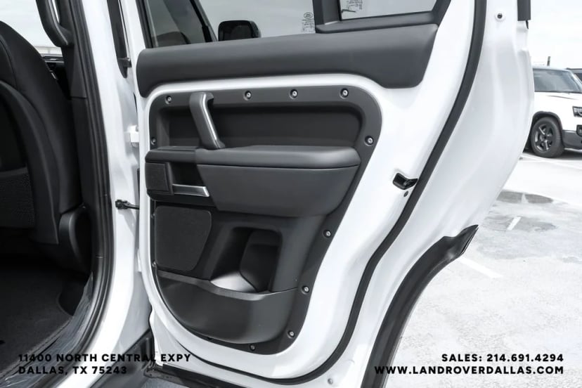 2026 Land Rover Defender 130 - Image 42