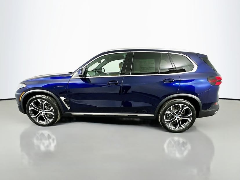 2026 BMW X5 - Image 8