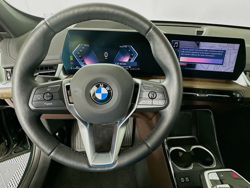 2025 BMW X1 - Image 11