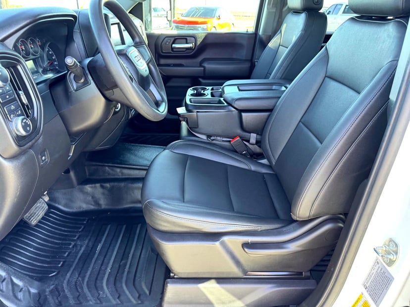 2024 GMC Sierra 2500HD - Image 12