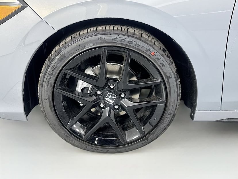 2026 Honda Civic - Image 13
