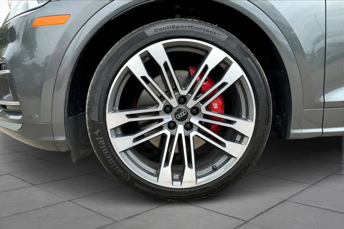 2018 Audi SQ5 - Image 10