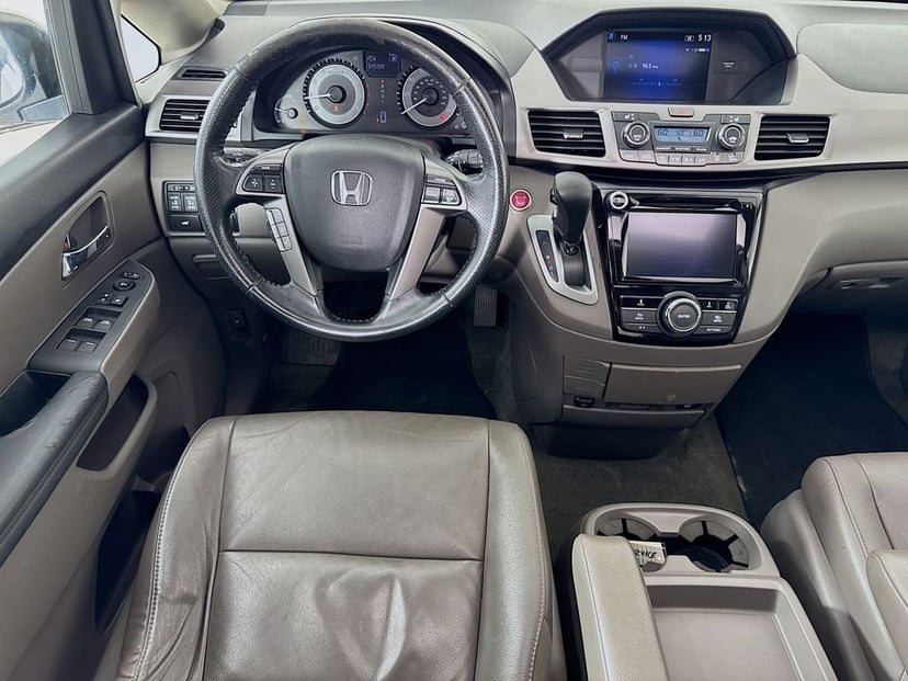 2015 Honda Odyssey - Image 28