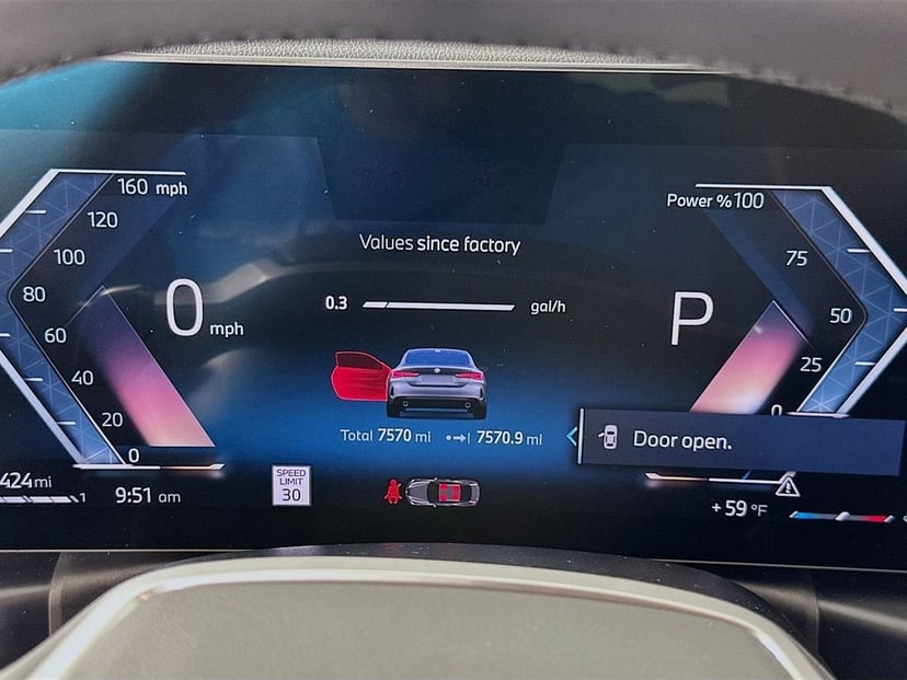 2025 BMW 4 Series - Image 12