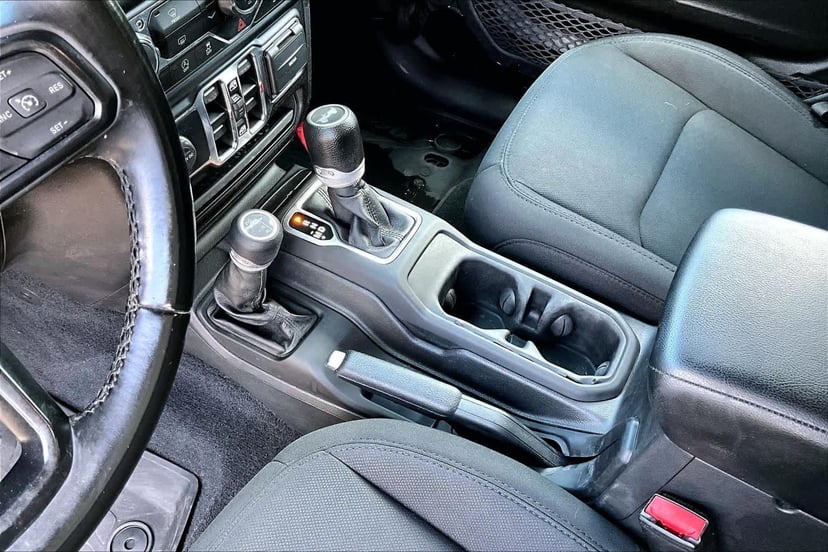 2022 Jeep Wrangler Unlimited - Image 17
