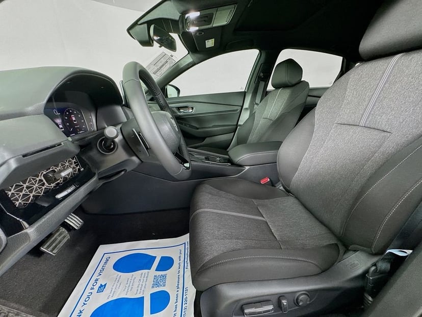 2026 Honda Accord Hybrid - Image 25