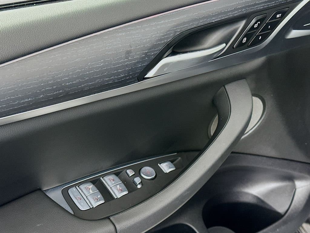 2023 BMW X3 - Image 18