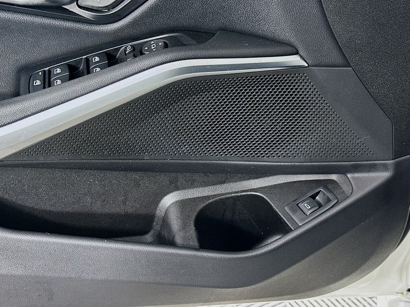 2019 BMW 3 Series - Image 19