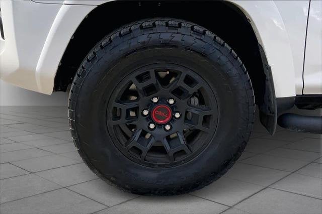2024 Toyota 4RUNNER - Image 11