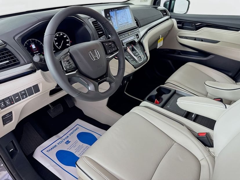 2026 Honda Odyssey - Image 10