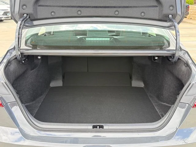 2026 Toyota Camry - Image 31